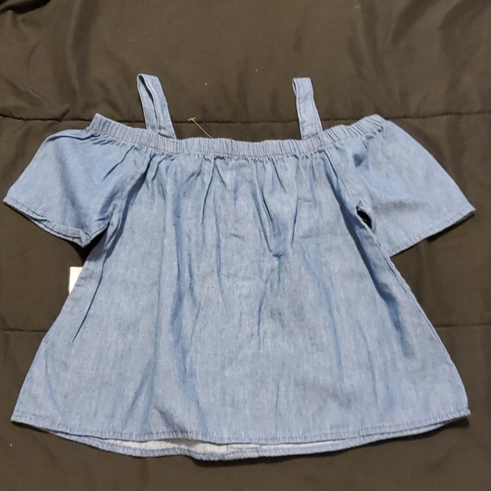 Off shoulder blouse - Picture 2 of 3